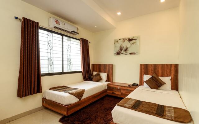 OYO Flagship 17270 Hotel Leo Pride