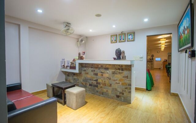 RATA  Boutique