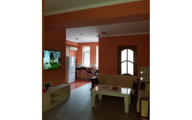 FLAT1