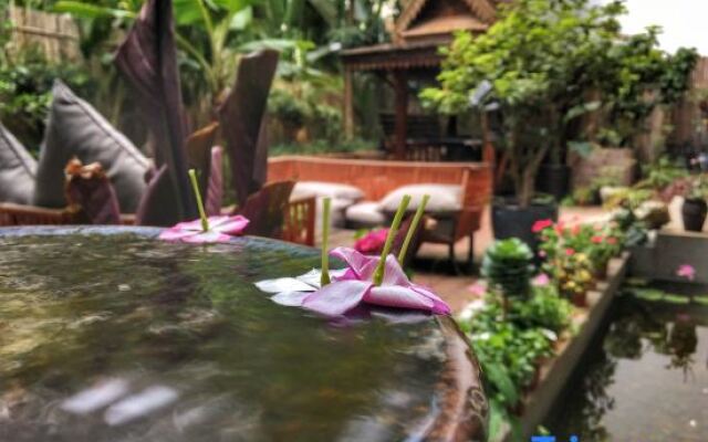 Xishuangbanna Jinghongyun Jintai Resort Hotel