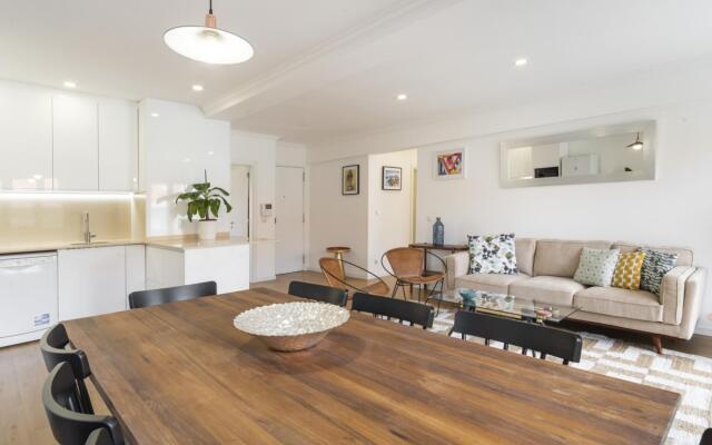 LV Premier Amoreiras AM3 Modern Space AC Lift
