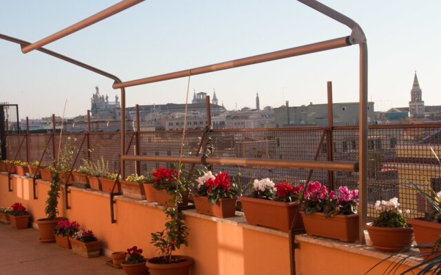 La Terrazza di Evelina Guest House