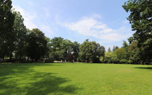 Hotel CK Park