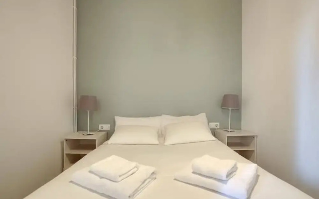 Amazing 3 Bedroom Apartment With Balcony in Lesseps