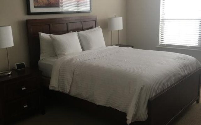 Oakwood At 5765 Bozeman Road