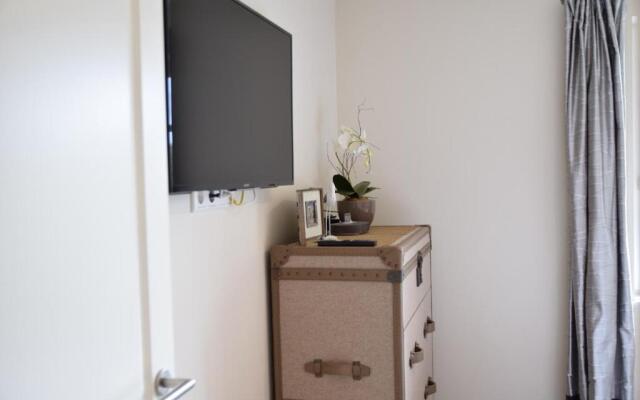 Berthin-Bleeg-Str. 1, W4, Esprit 3