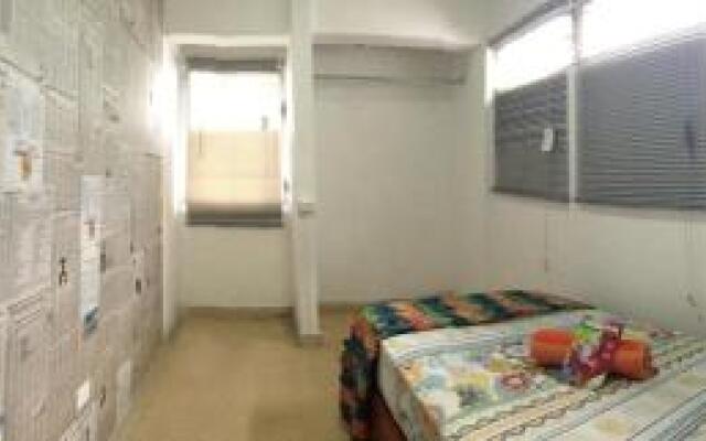 Mochila & Art Hostal