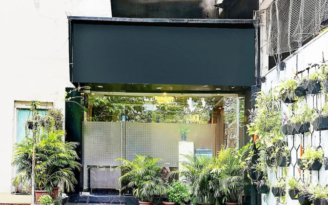 Pleasant Stays Near Powai Lake Mumbai