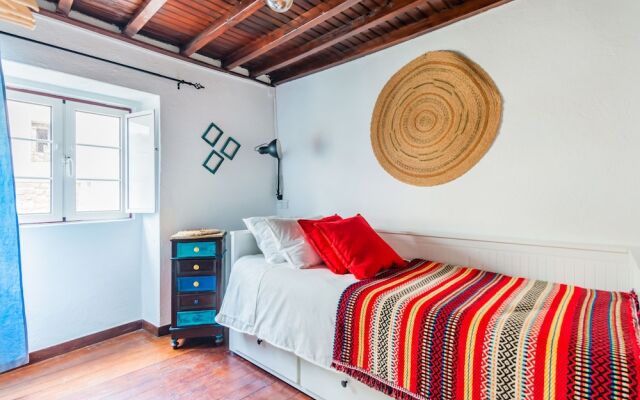 Casa das 10 Janelas at Monsanto