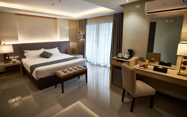 J7 Hotel Iloilo