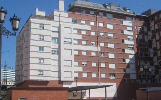 Studio in Oviedo, With Wonderful City View and Wifi - 600 m From the S