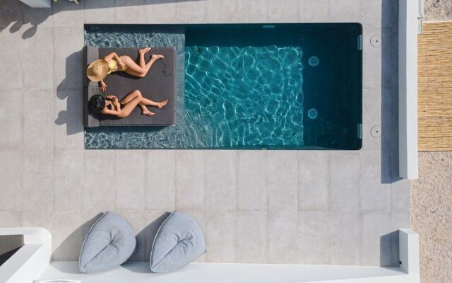 Seanfinity Beachfront Suites