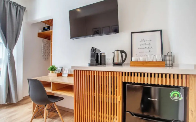 Bright & sweet unit in middle Polanco