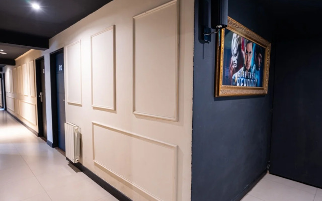 American Suites