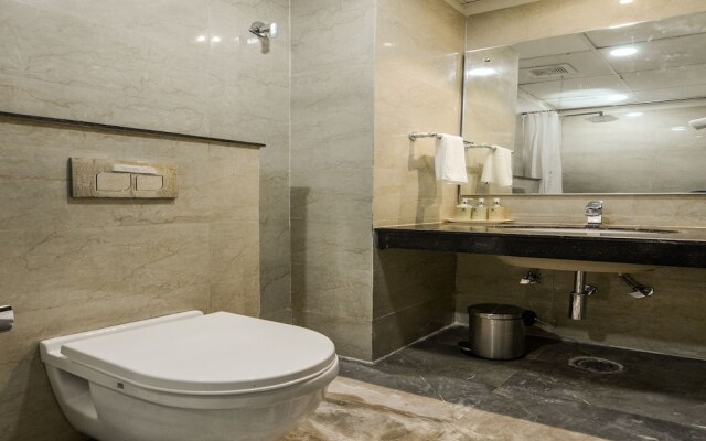 Edition O 30009 Skyhilton Alam Bagh