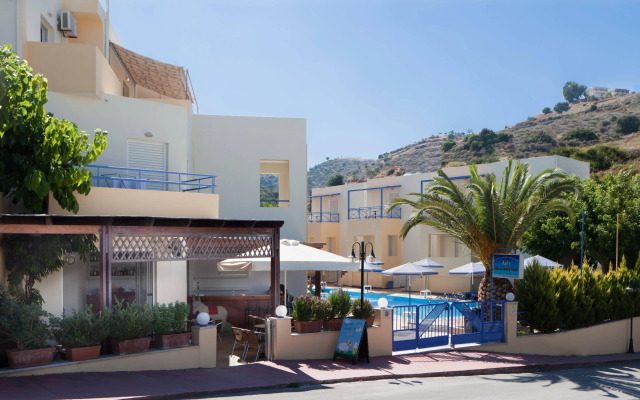 Blue Horizon Apartments