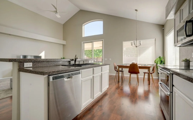 Phoenix Home w/ Private Pool, 16 Mi to Downtown!