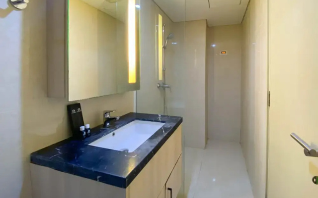 Cozy Studio Apartment At 21St Floor Warhol (W/R) Residences