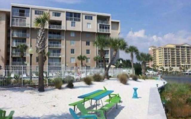 Dolphin Point by Holiday Isle