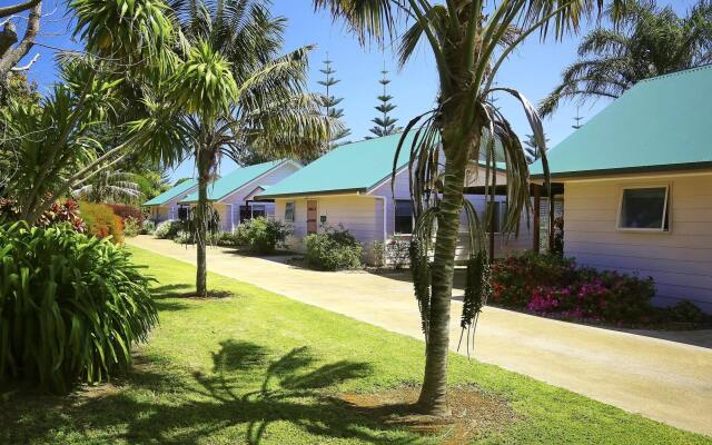 Poinciana Cottages