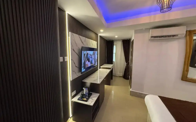 Presken Hotel Alade
