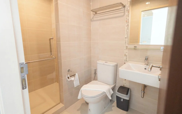 B2 China Town Yaowarat Premier