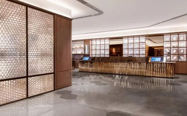 Crystal Orange Turpan