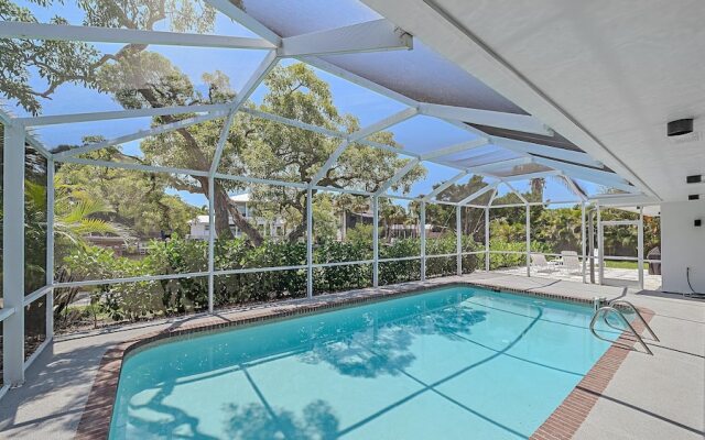 The Windward House 3 Bedroom Home by RedAwning