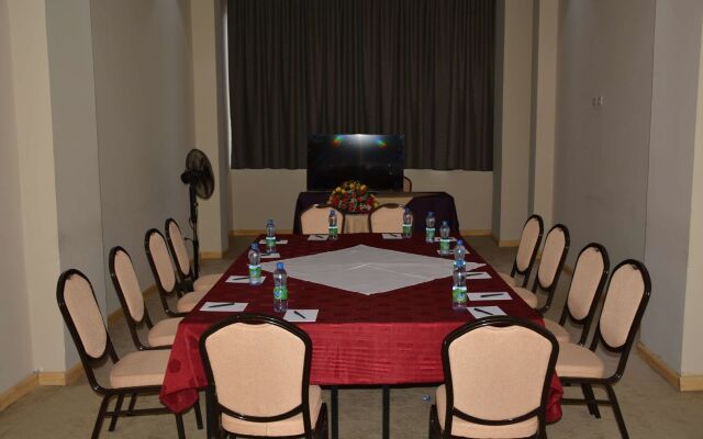 Azzeman Hotel