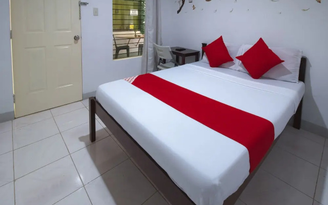 OYO 771 Darius' Residences (Vaccinated Staff)