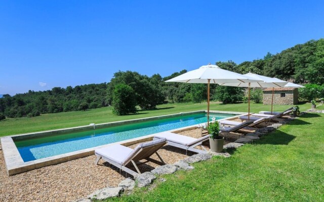 Villa With 6 Bedrooms in Saumane-de-vaucluse, With Private Pool, Furnished Garden and Wifi