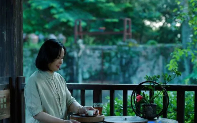 Wuyishan Six Shang · Waterfront Mountains and Beautiful Stays – People – Nanping