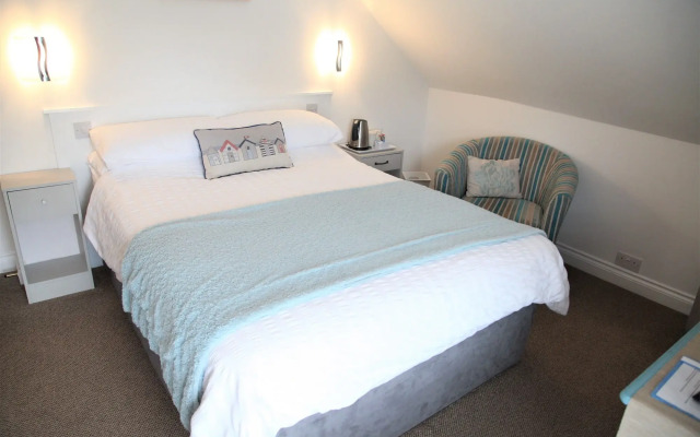 Summer Breeze Guest House