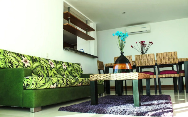 Luxury Ocean View Apartment