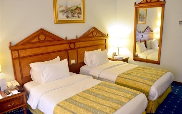 Serenada Golden Palace - Boutique Hotel