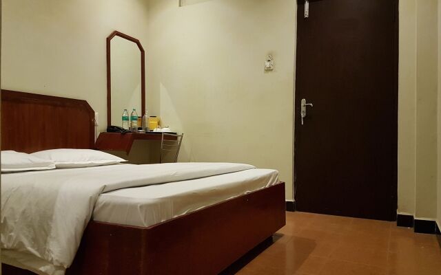 Deluxe Hotel