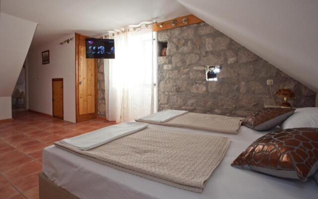 Apartments Antica