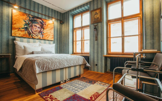 Divná Pani Luxury Gallery Rooms