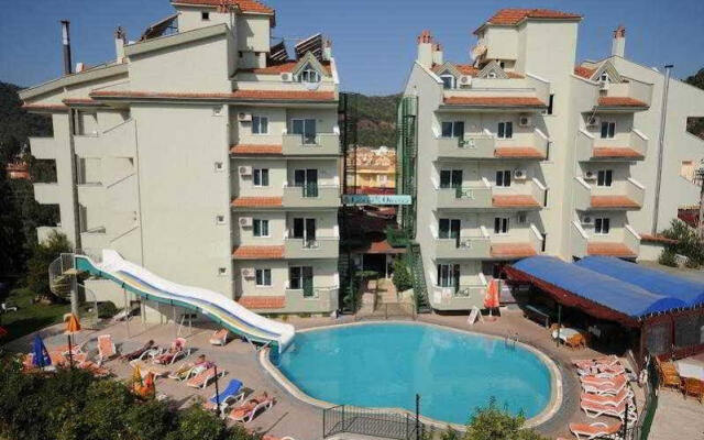 Golden Orange Apart Ii