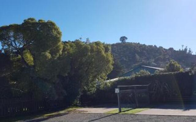 Featherston Motels And Camping