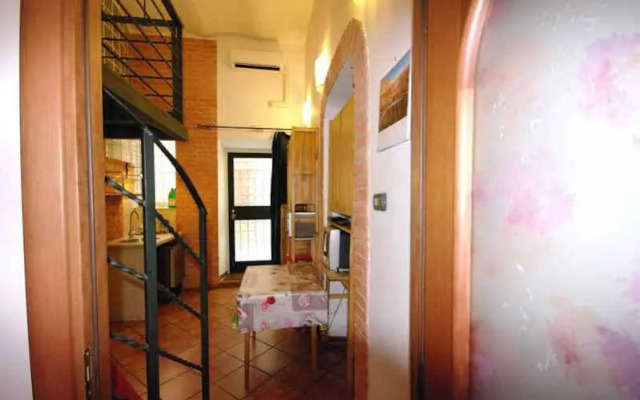 Aabacus Roman Pyramid House