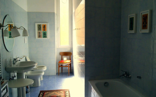 ayHOME b&b