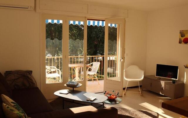 Appartement Cavalaire-sur-Mer, 2 pièces, 4 personnes - FR-1-100-180