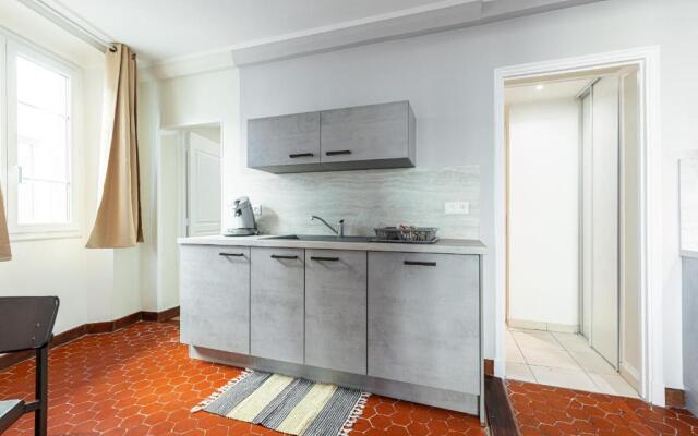Large 3 Bdr Old Town - AC