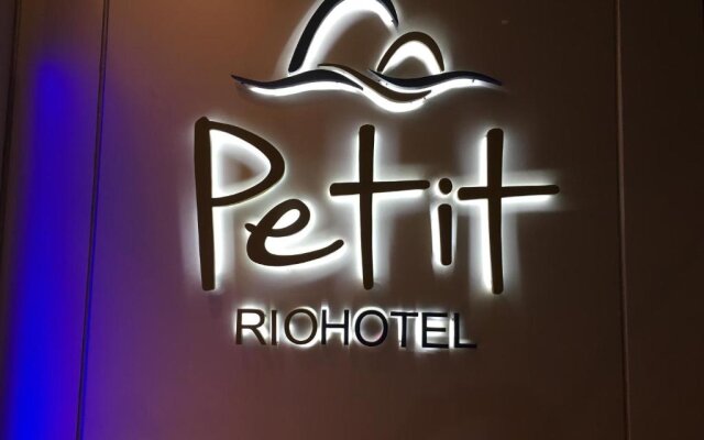 Petit Rio Hotel