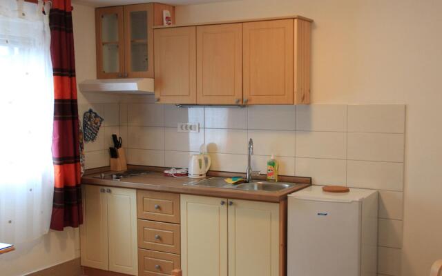 Lovely Apartment in Bohinjska Bistrica with Barbecue