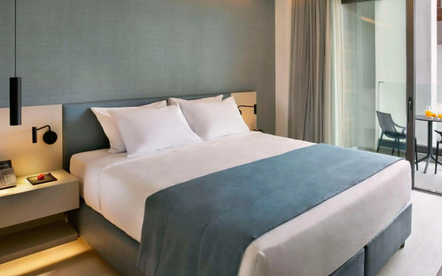 Mercure Larnaca Beach Resort