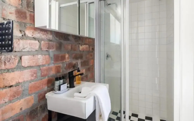 2 Bed Loft Sea Point Views