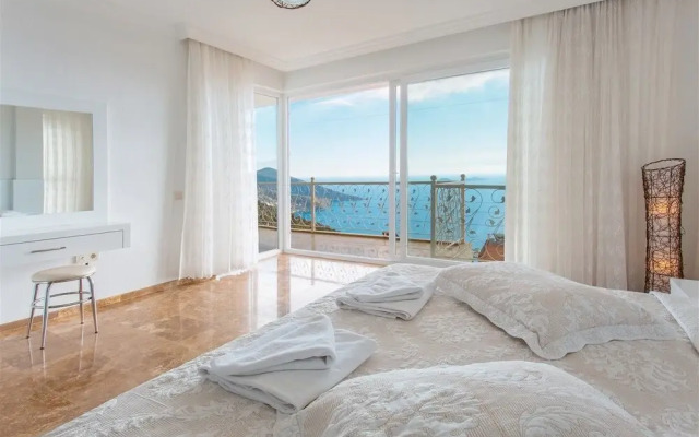 Villa Moana by Akdenizvillam