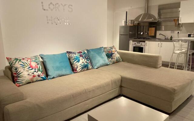 Bari Lory’s Home